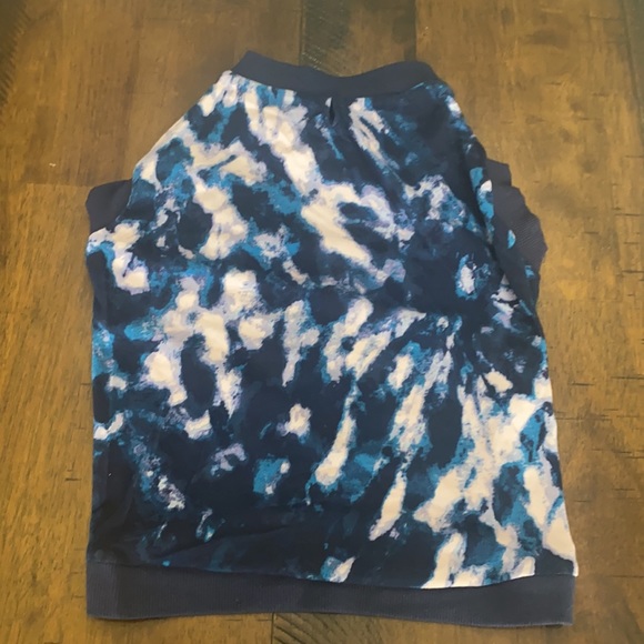 Printed Jersey Tee for Pets - Picture 8 of 9